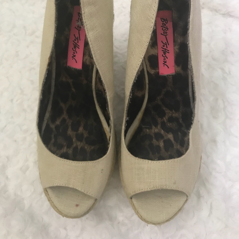 Betsey Johnson Linen Peep toe wedges.